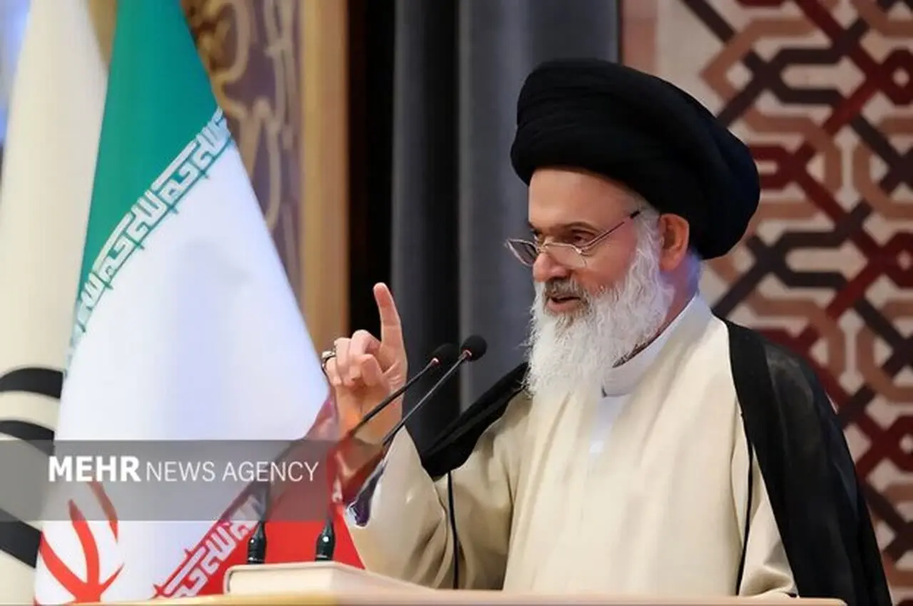 حسینی بوشهری: محضر علمی آیت الله شبیری زنجانی کانون تربیت فقیهان برجسته بود