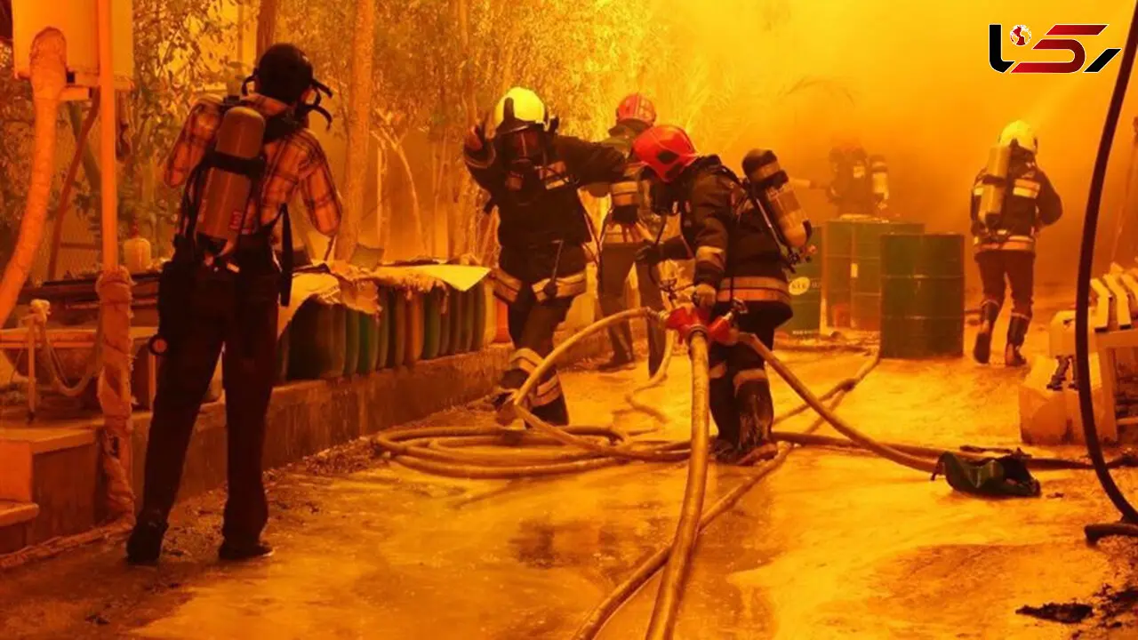 آتش‌سوزی خیابان حدادعادل کرمانشاه کامل مهار شد