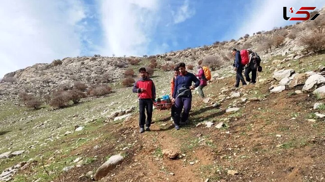 نجات کوهنورد مصدوم شده در دره بلوکان الموت غربی توسط هلال احمر