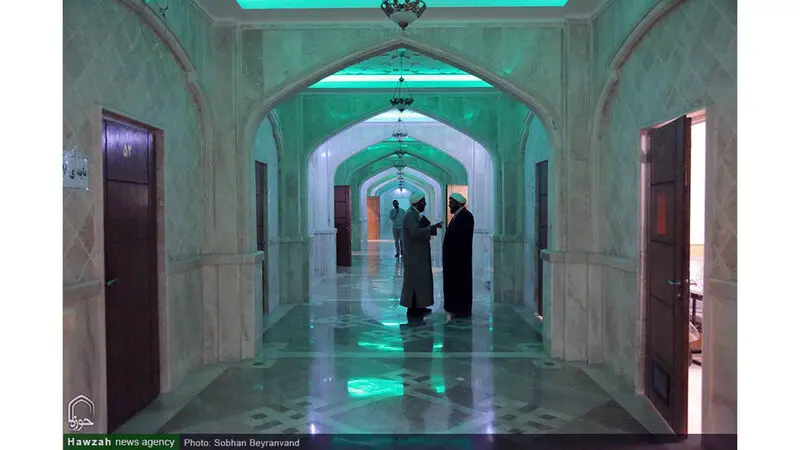 حوزه علمیه امام خمینی (ره) در ازگل تهران با تولیت کاظم صدیقی