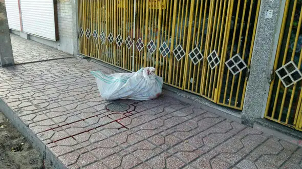 از این گونی خون می چکید!/وحشت آفرینی جسدی در همدان + عکس