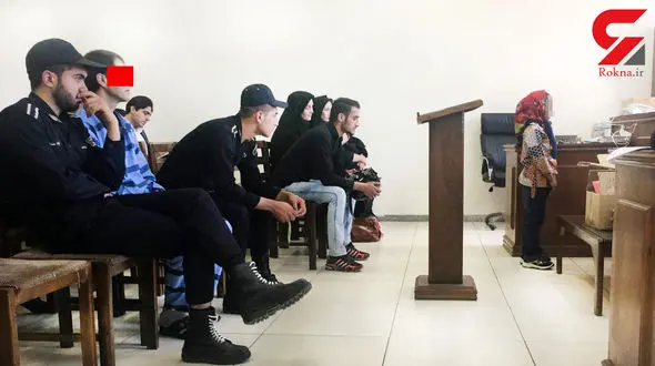 صحنه زشتی که دختر 4 ساله از پدر و مادرش در آشپزخانه دید + عکس 