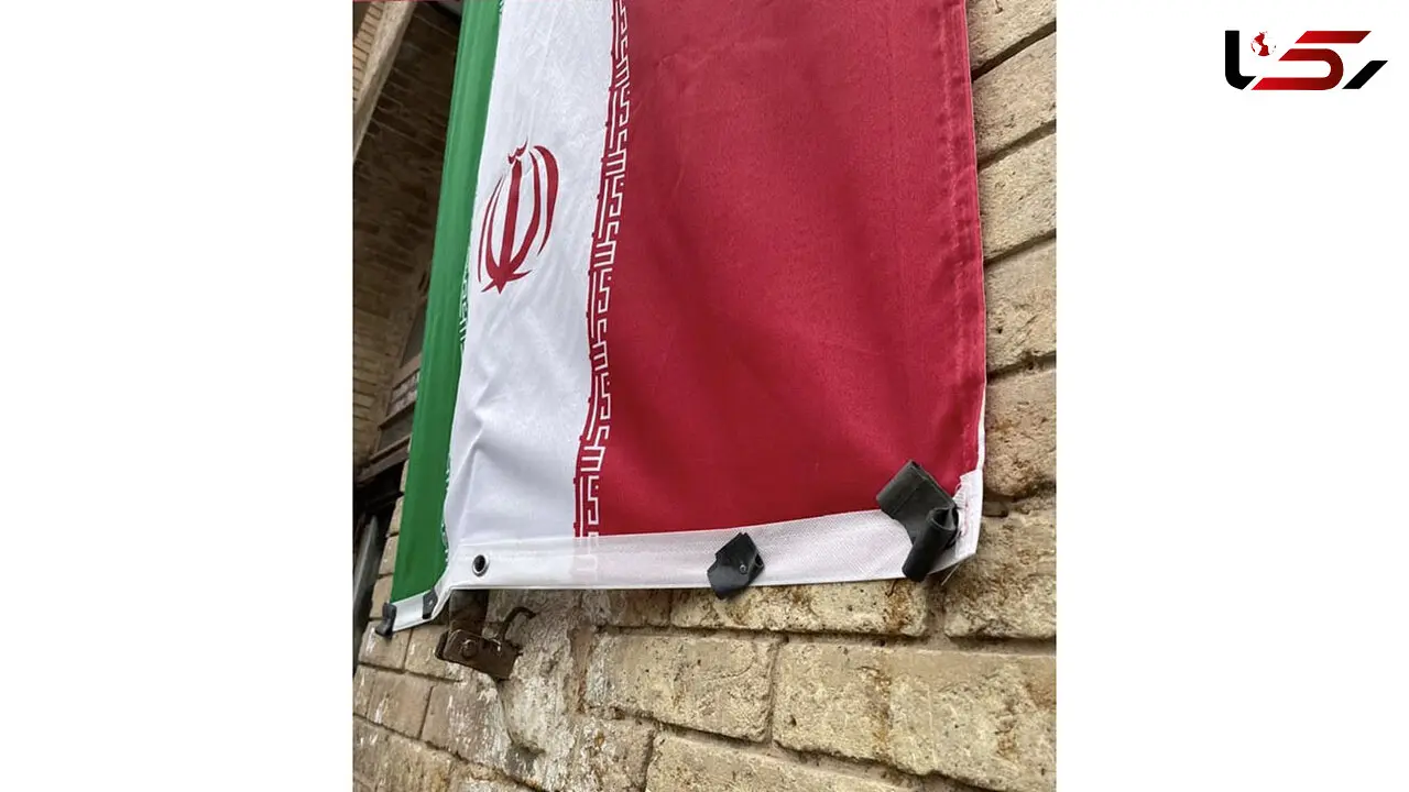 اثر تاریخی جهان را با میخ سوراخ‌سوراخ کردند! + عکس