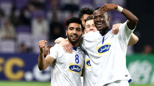 اسماعیلی و سهرابیان مردان آهنین استقلال