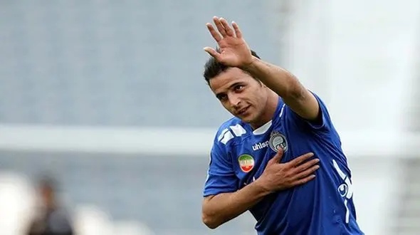 نگاهی به ماشین لوکس و هوش پَران آرش برهانی ستاره سابق فوتبال/ این ماشین نیست هواپیماست + فیلم