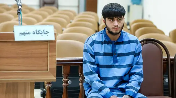 حکم اعدام «ماهان صدرات مرنی» نقض شد