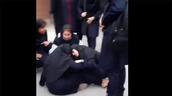 مسمومیت دختران دانش‌آموز تهران و اردبیل