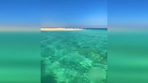 در این جزیره هرمزگان هیچ کس زندگی نمی کند + فیلم