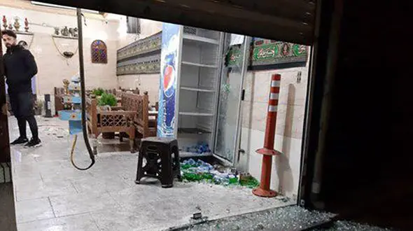 فیلم دیده نشده از مقاومت و فداکاری قهوه خانه داری که در افسریه کشته شد