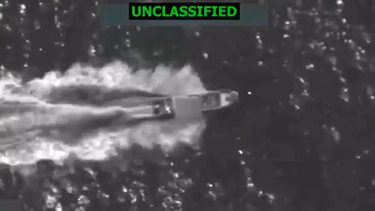 ایالات متحده یک قایق مظنون به قاچاق مواد مخدر در کارائیب را هدف قرار داد؛ سه نفر کشته شدند