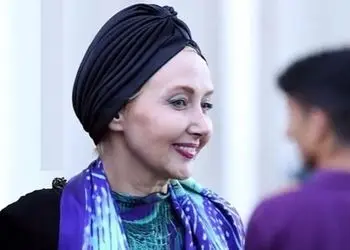 عکس ها / کتایون ریاحی و پسرش پوریا در رونمایی از فیلمنامۀ کوروش کبیر ۸ سال پیش 