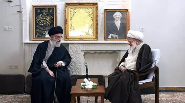 رهبر انقلاب: رحلت آیت‌الله صافی‌گلپایگانی برای جامعه‌ علمیِ دینیِ کشور مایه‌ تأسف است