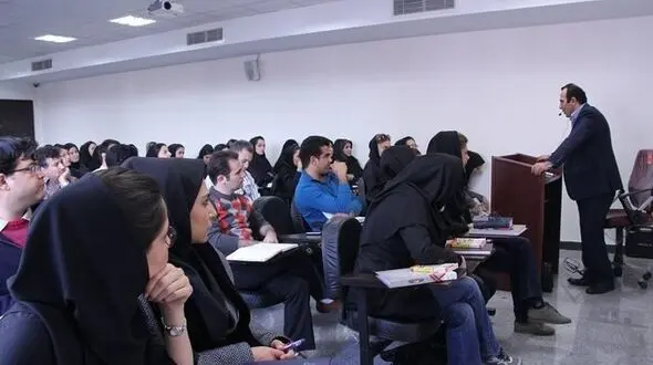 افزایش میانگین ۷۵ درصدی حقوق اعضای هیأت علمی؛ مجلس: تثبیت افزایش حقوق اساتید خط قرمز ماست