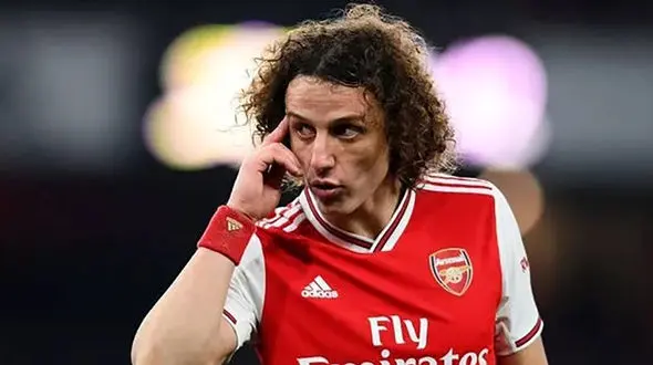 کتک کاری  2 بازیکن آرسنال در زمین تمرین 