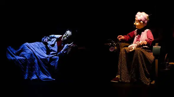 اجرای نمایش عروسکی بزرگسال «مامان»‌