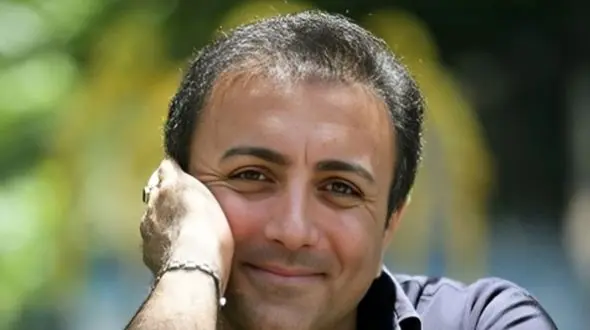 فیلم / امید زندگانی: 57 سالمه متاسفانه ازدواج نکردم هنوز لایق همسری نیستم! / چونکه ...