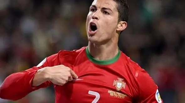 ماجرای ریش رونالدو کشدار شد!