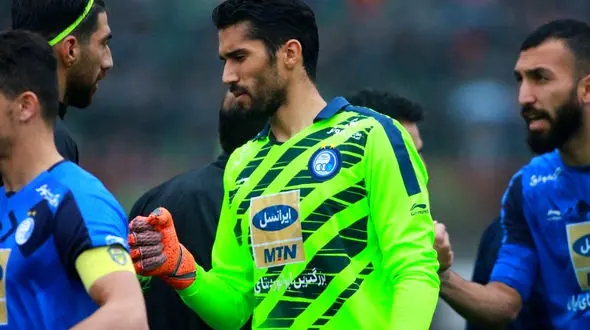 سیدحسین حسینی غایب قطعی بازی استقلال- تراکتور / آماده باش نکونام به گلر جوان!