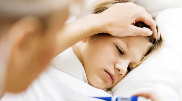  آرتریت روماتوئید جوانان چه علائمی دارد؟