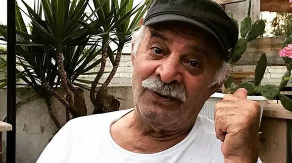 آواز خوانی و طنازی زنده یاد سیروس گرجستانی در پشت صحنه فیلم "سگ بند" + فیلم