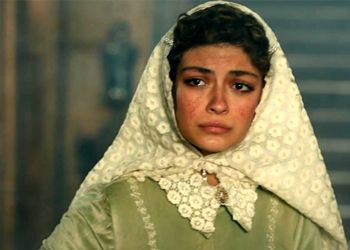 فیلم/ ستایش دهقان بازیگر شکارگاه : میگن من شبیه گوگوش ام / به خدا 17 سالمه سنم زیاد نیست ../بعد بازیگریم دوستام دو دسته شدن .../ واه مگه کیه ...