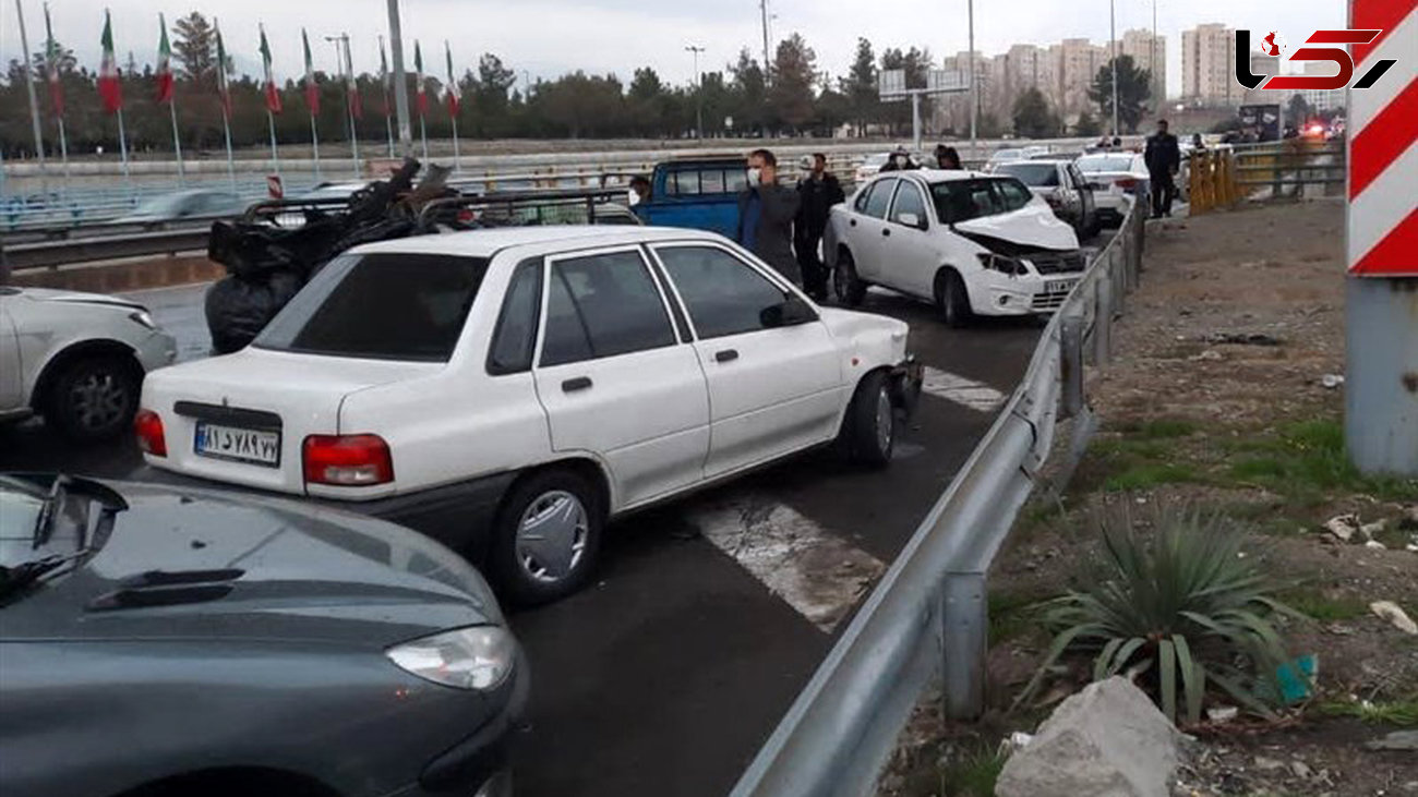 ببینید/ اولین تصاویر از تصادف ۳۲ خودرو در اتوبان قزوین!