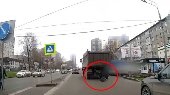 ببنیید / نجات معجزه آسا از مرگ