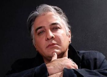 عکس/ قاب خانوادگی ایرج نوذری و دخترانش / روز به روز جذاب تر از قبل ظاهر میشن!