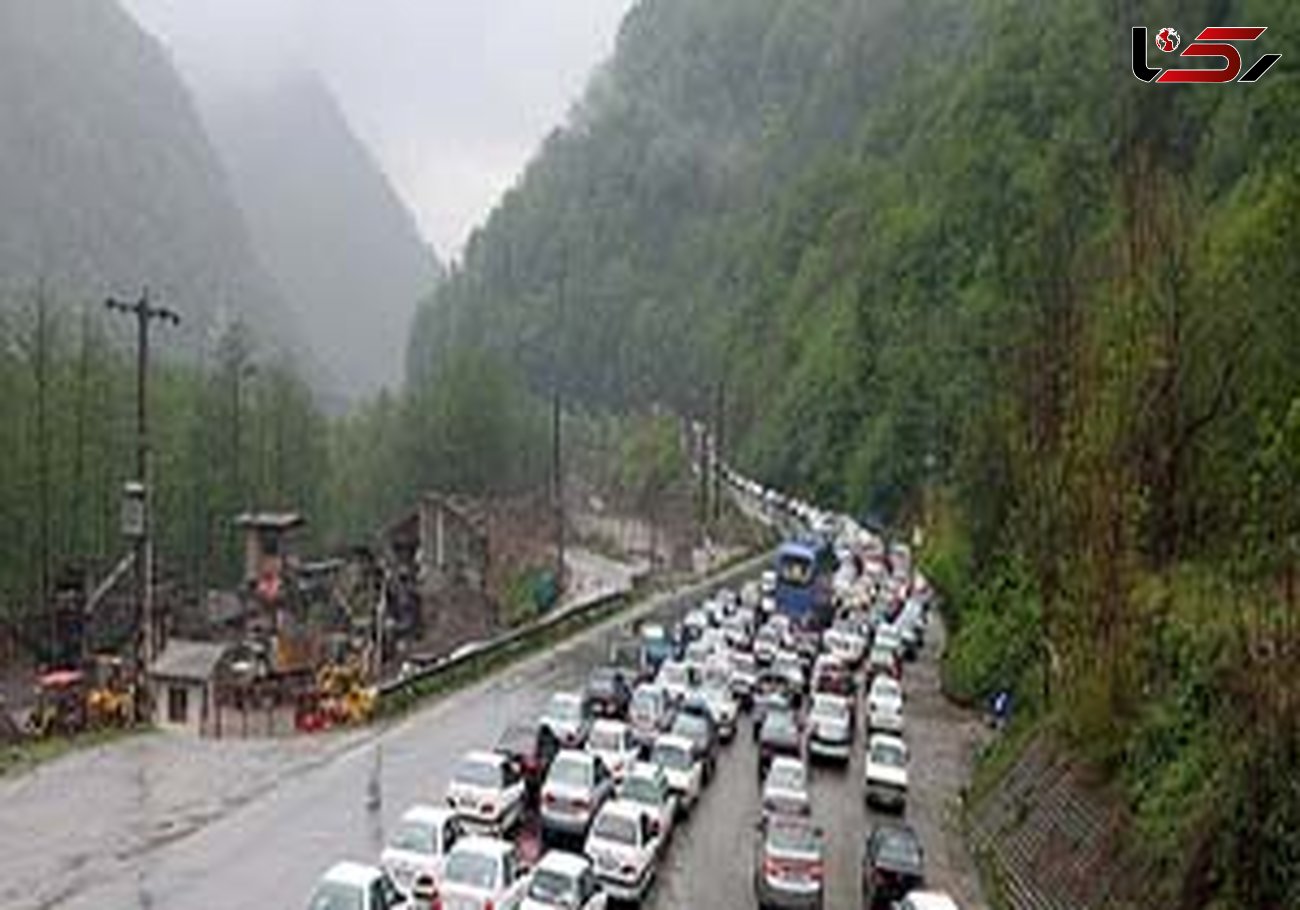 ترافیک سنگین در جاده‌های هراز و چالوس / مسافران و رانندگان در جاده صبوری کنند 