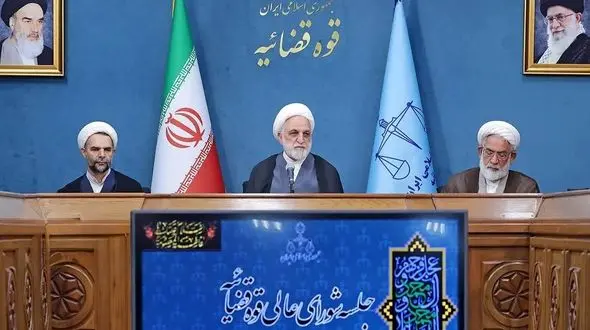 رئیس قوه قضاییه : دشمن با دروغ درصدد عملیات روانی وایجاد ناامنی در کشور است / برای خدمت‌رسانی به مردم و رفع مشکلاتشان باید جهاد کنیم