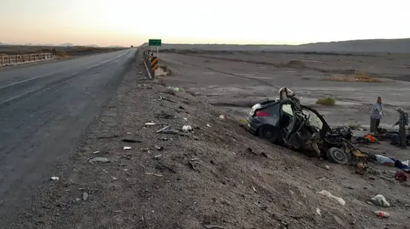 5 کشته در اتفاق هولناک طبس + عکس پژوی پوکیده