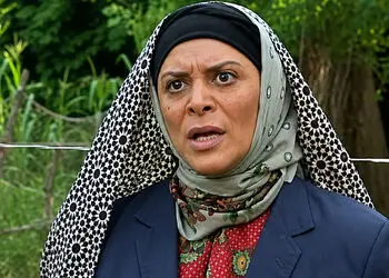 عکس| سفر زمان؛ مهناز انصاریان (شیرین سریال پس از باران) در 35 سالگی در «شهر خاکستری»