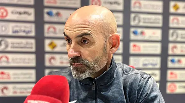 صحنه خاص در نشست مطبوعاتی در تبریز/ عصبانیت خمز از زنگ موبایل + فیلم