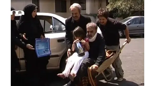 افشای گاف عجیب  سریال بزنگاه  بعد از 14 سال ! + فیلم سوتی حمید لولایی و علی صادقی !