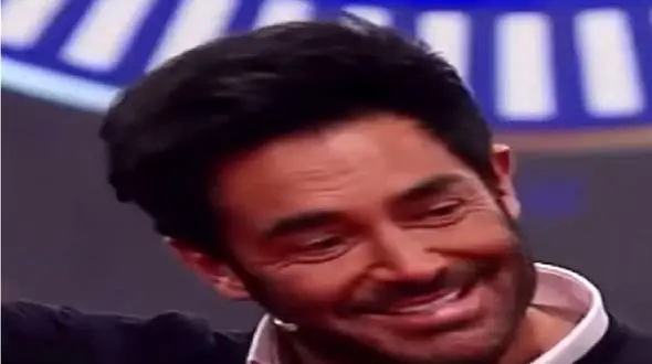 سوتی خندان؛ شرکت کننده برای حدس ونزوئلا یچی میگه گلزار قاچ خورد از خنده