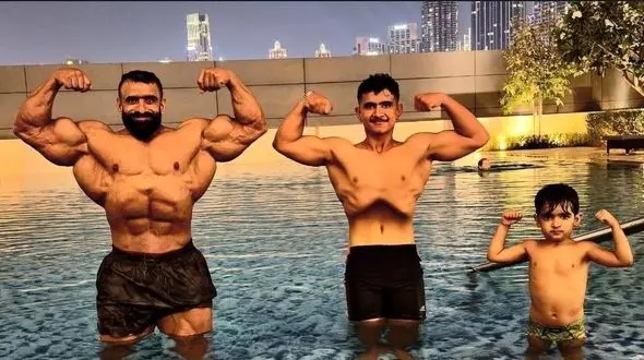 عکس/ هادی چوپان: پسرم تو برافراشته از خاک ایرانی، کَر باش، کور باش، لال باش و فقط به آینده و عرش نشاندن ایران...