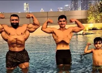 عکس/ هادی چوپان: پسرم تو برافراشته از خاک ایرانی، کَر باش، کور باش، لال باش و فقط به آینده و عرش نشاندن ایران...