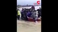 فیلم لحظه کشف اجساد واژگونی قایق در سیل گمیشان 