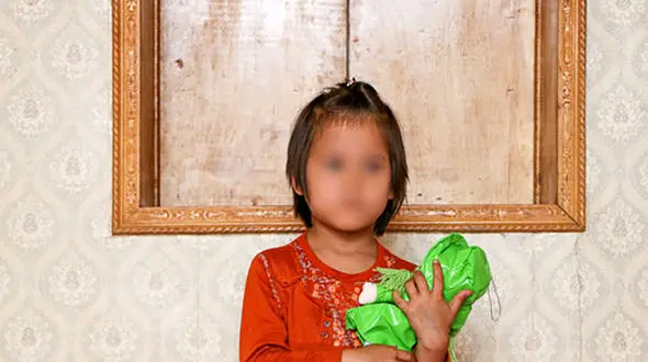 سکوت دلخراش بهاره / در خرابه چه بر سر او آمد؟ / گفتگو با خانواده دختر بچه + فیلم و عکس 