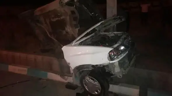 پراید مرد نیشابوری مثل کاغذ از وسط پاره شد ! + عکس عجیب