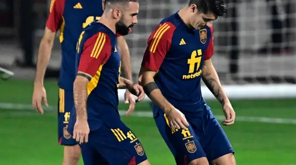 جام جهانی 2022 قطر/ باد کولر 2 بازیکن را از ترکیب اصلی خط زد !