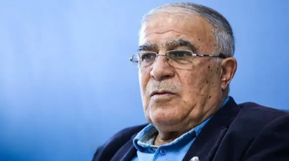 حسن روشن؛ «تصمیم‌گیری یک نفره باشگاه را به این روز انداخته است.»