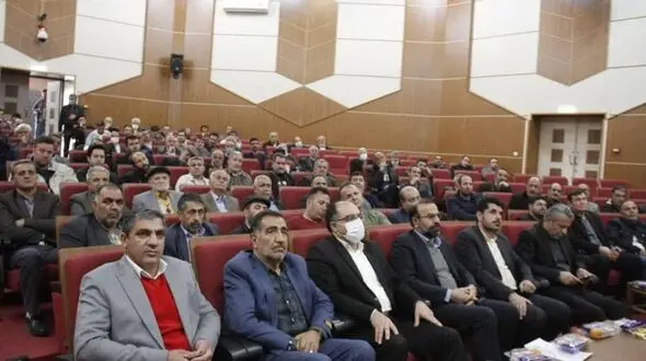 امروز عرضه درست نان نماد کفایت کارگزاران حاکمیت است