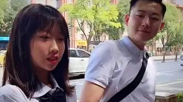 جنجال رابطه عاشقانه یک مرد با دخترش ! + عکس