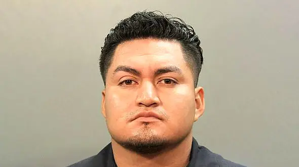 حمله وحشیانه پسر شیطان صفت همسایه به زن حامله در حیاط + عکس