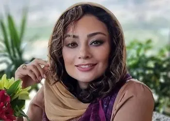 یادی کنیم از دورهمی خانوادگی یکتا ناصر و منوچهر هادی در کنار دخترشان در رستوران / حیف این خانواده خوشبخت