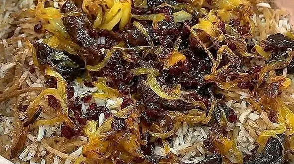 رشته پلو یک غذای متفاوت