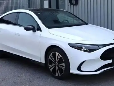 آیا مرسدس بنز ارزان برقی چین به ایران می‌ رسد؟