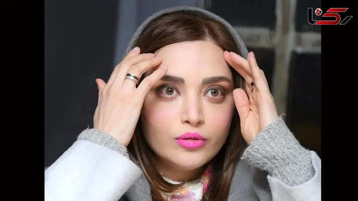 عکس قدیمی بهنوش طباطبایی ۲۱ سال پیش در تلویزیون + چقدر با الانش فرق داره!