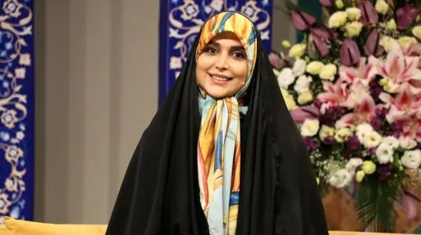 ابتکار جالب مژده لواسانی برای عکاسی با شکوفه های گیلاس ژاپنی+عکس/ چه لوکیشن دخترپسندی